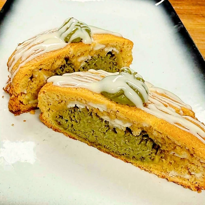 Pistachio Knafeh Stuffed Cookies Pistachio Knafeh Stuffed Cookies